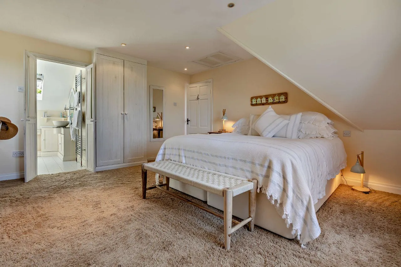 Two Mile Oak, Newton Abbot, TQ12, photo 10