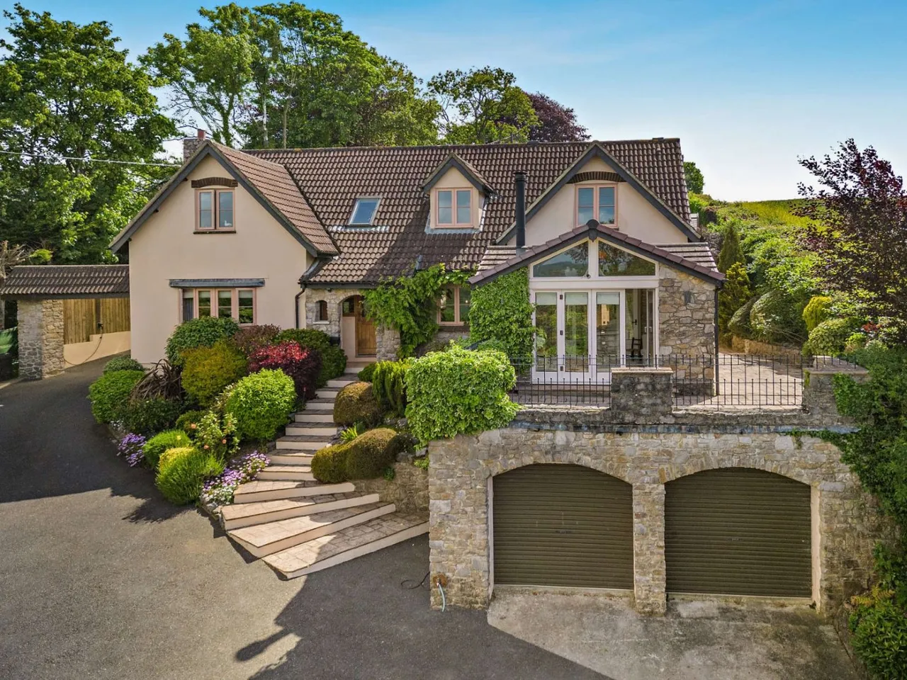 Two Mile Oak, Newton Abbot, TQ12, photo 4
