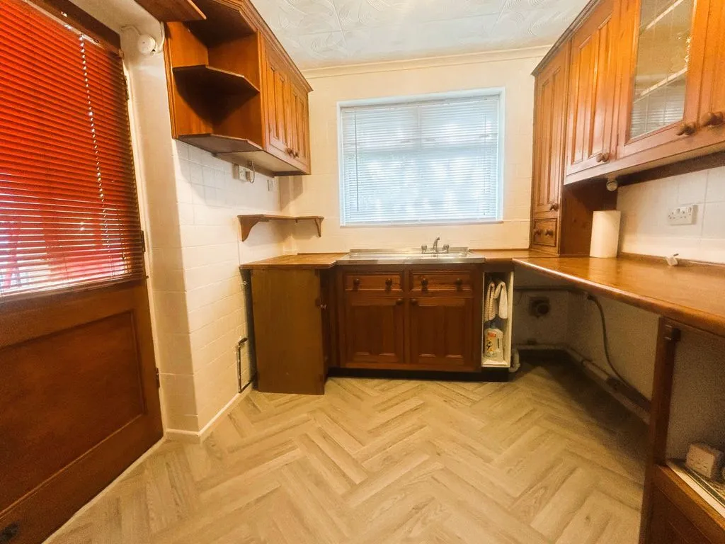 Queen Street, Walsall Wood, WS9, photo 5