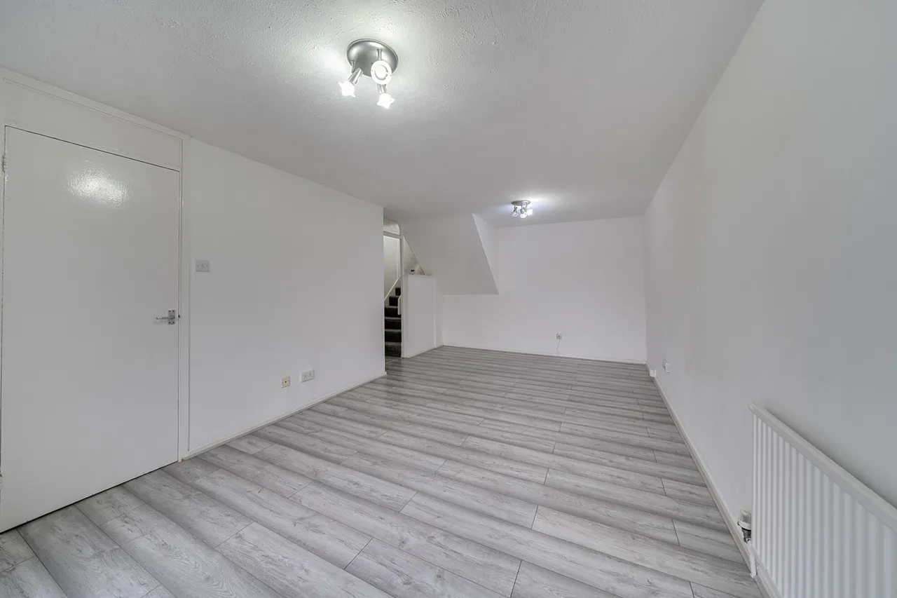 Hamble Walk, Northolt, UB5, photo 10