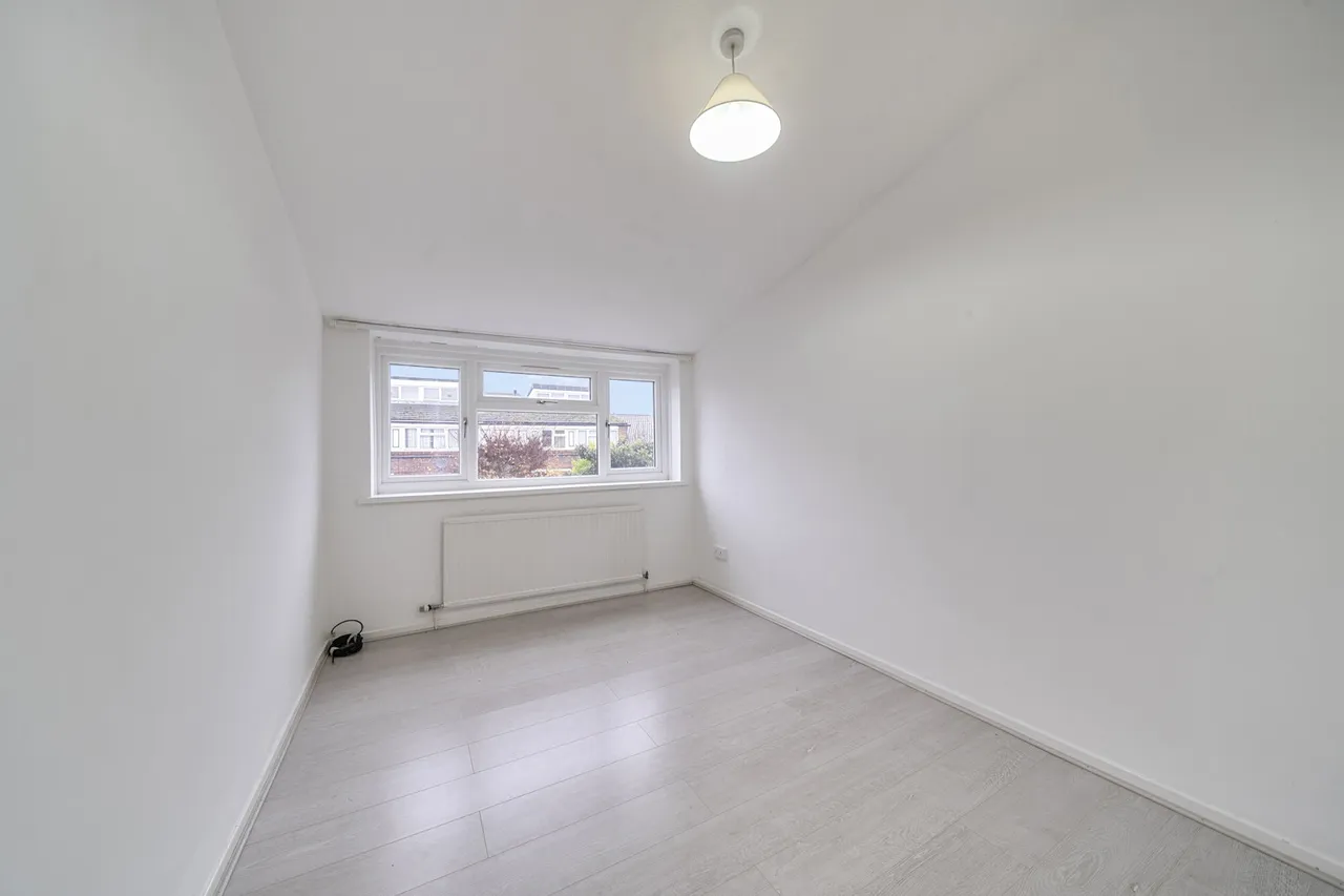 Hamble Walk, Northolt, UB5, photo 20