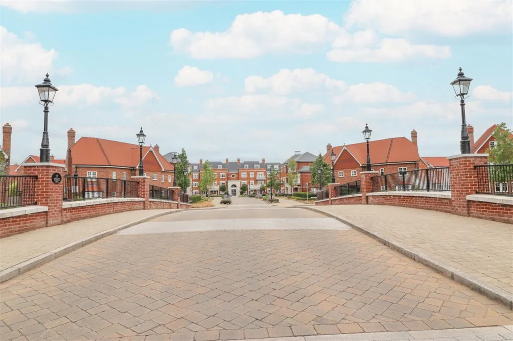Pyestock Way, Fleet, photo 6