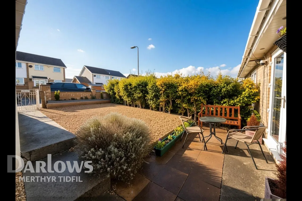 Monmouth Drive, Merthyr Tydfil, photo 23