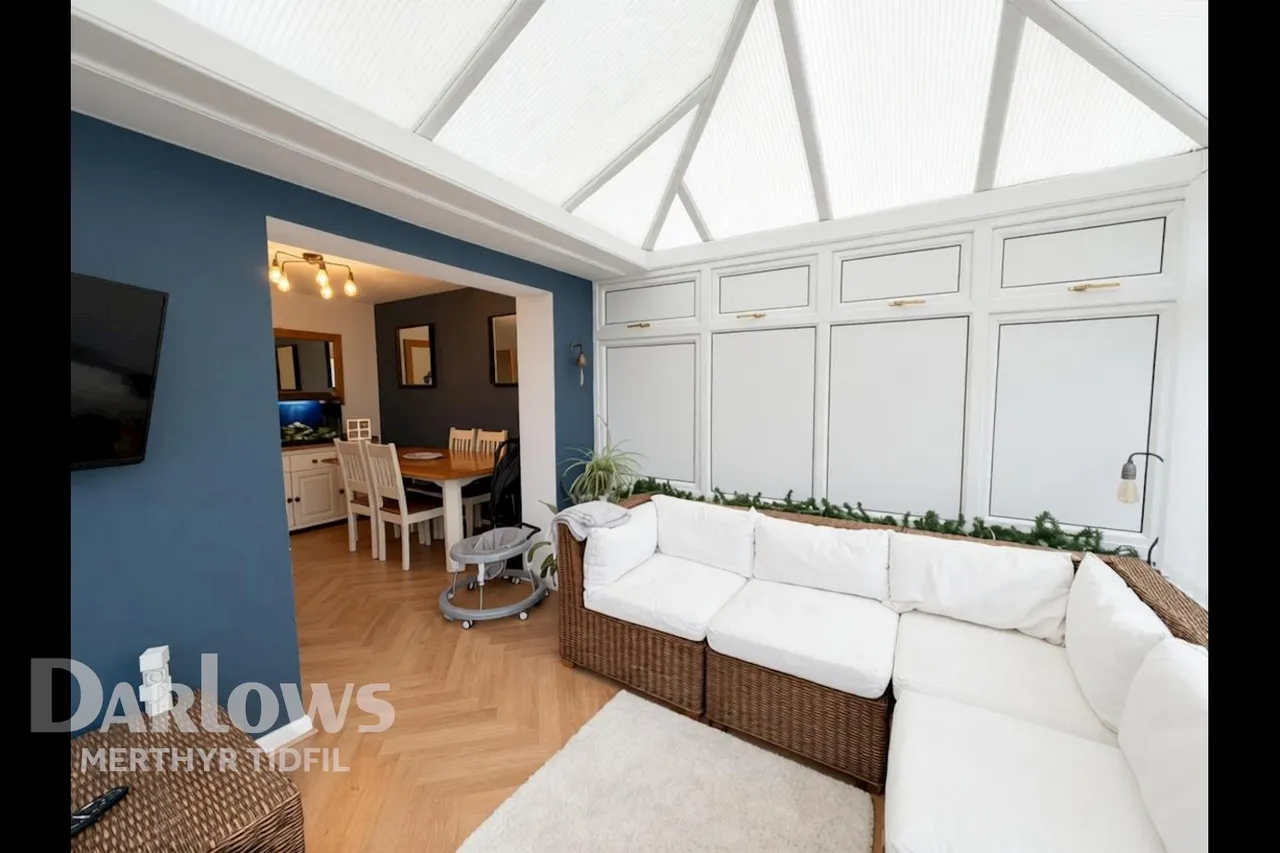 Monmouth Drive, Merthyr Tydfil, photo 10