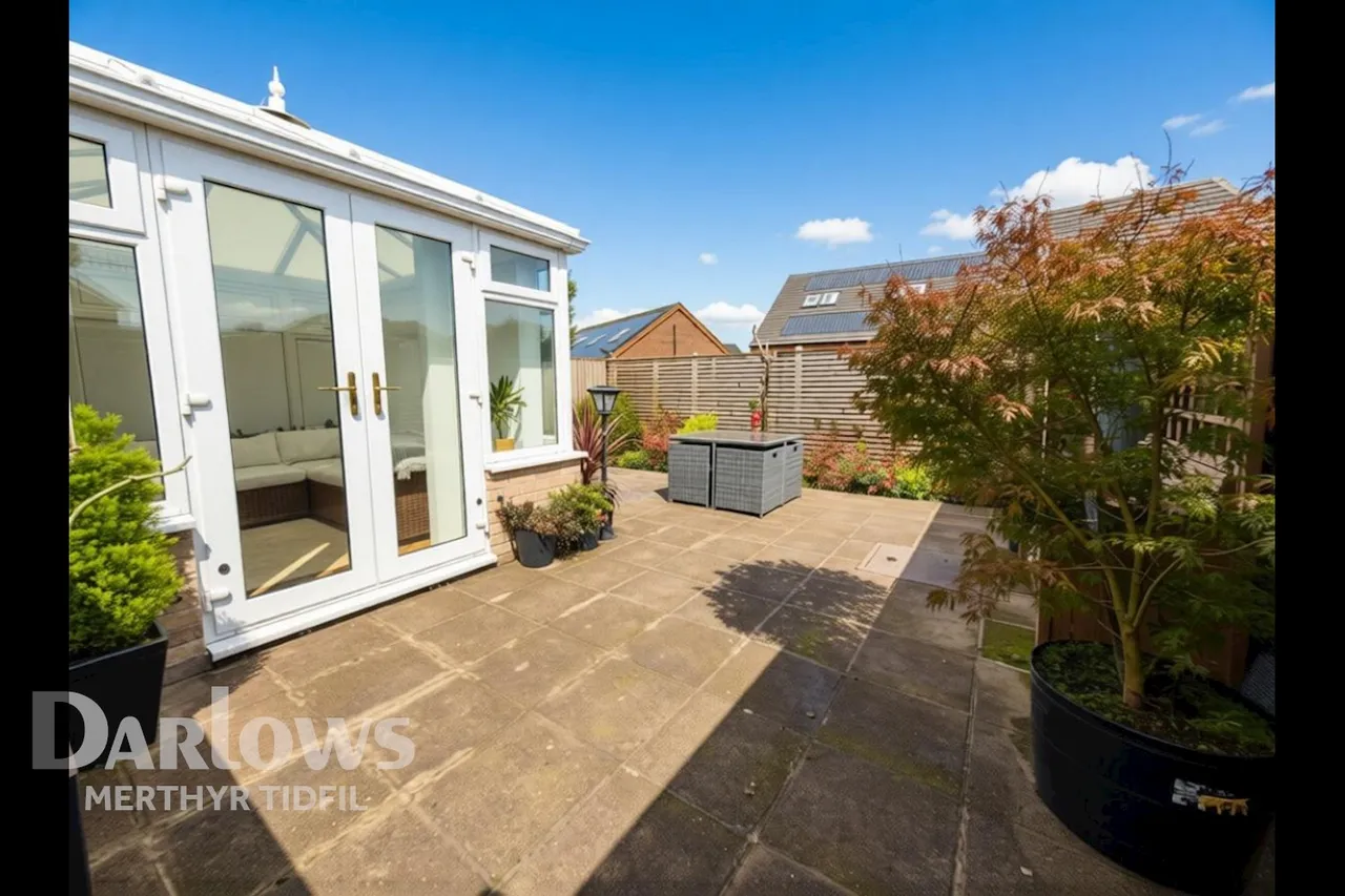 Monmouth Drive, Merthyr Tydfil, photo 22