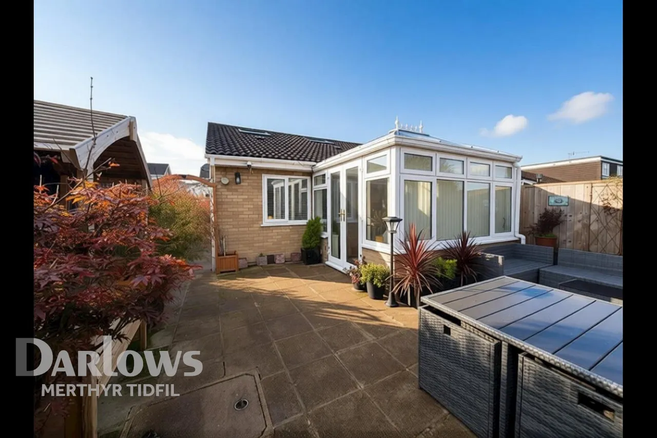 Monmouth Drive, Merthyr Tydfil, photo 13