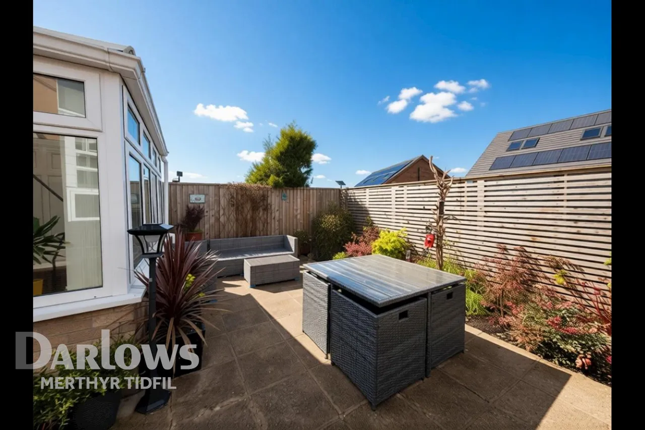 Monmouth Drive, Merthyr Tydfil, photo 6