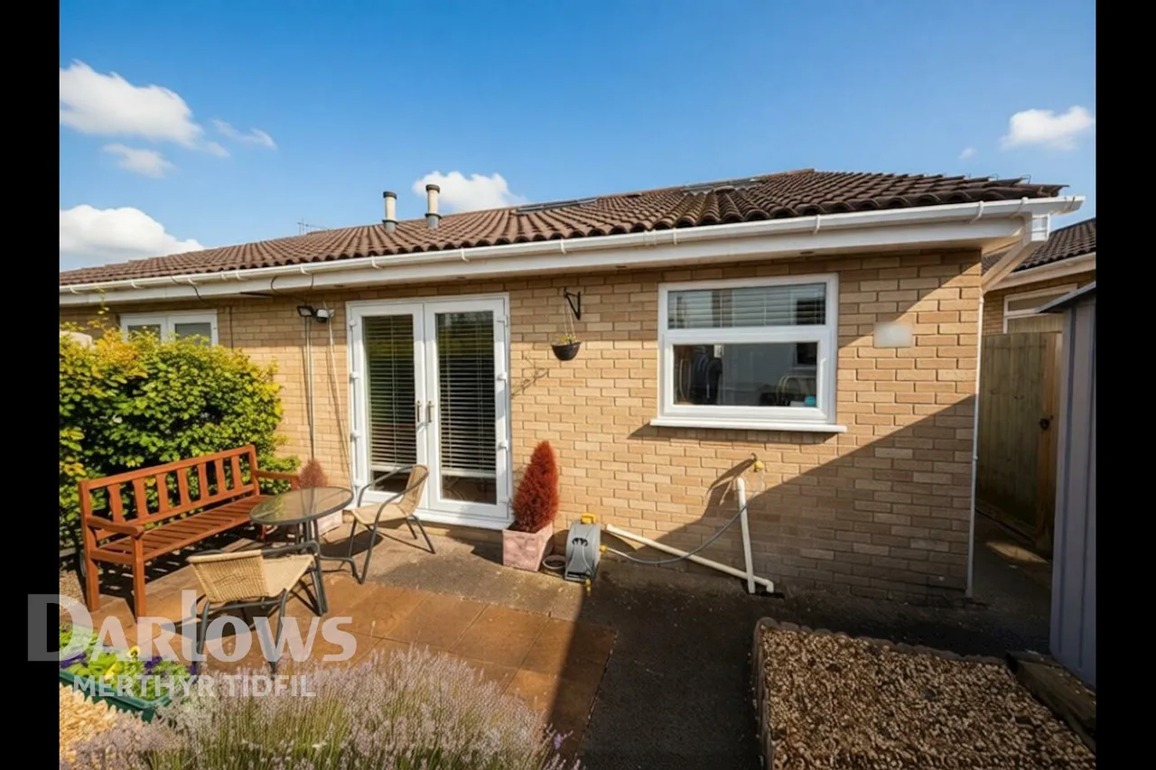 2 bed house for sale, Monmouth Drive, Merthyr Tydfil