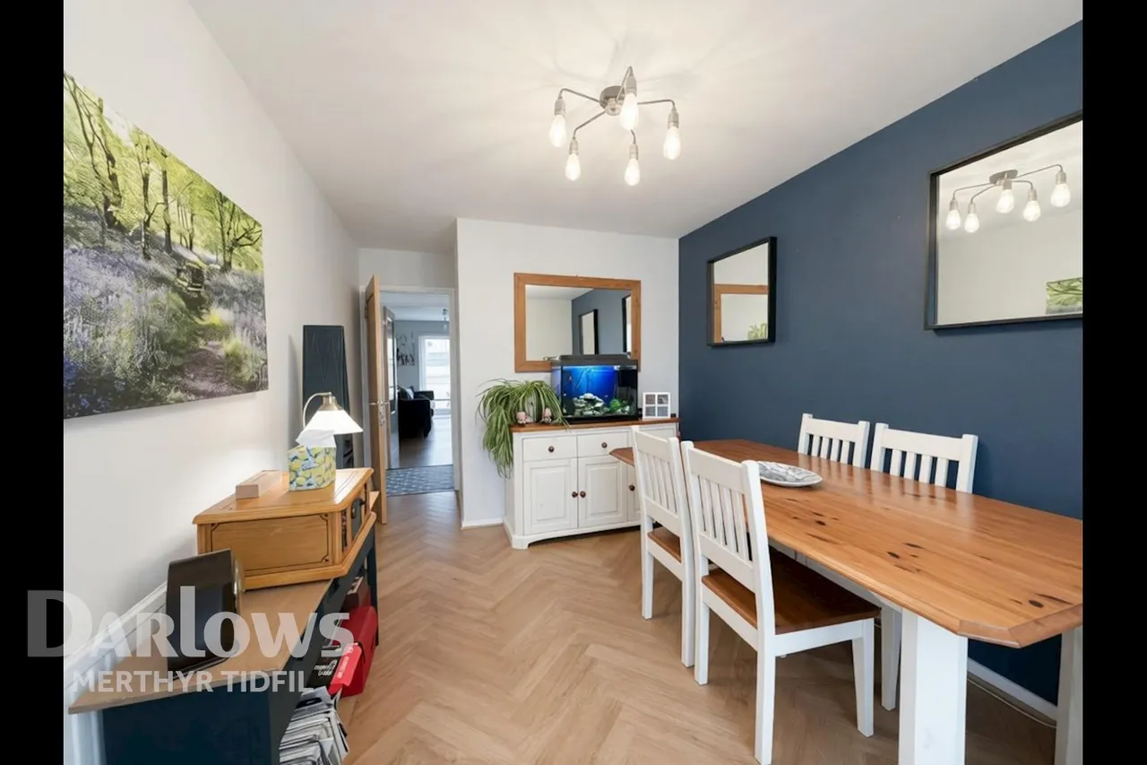 Monmouth Drive, Merthyr Tydfil, photo 7