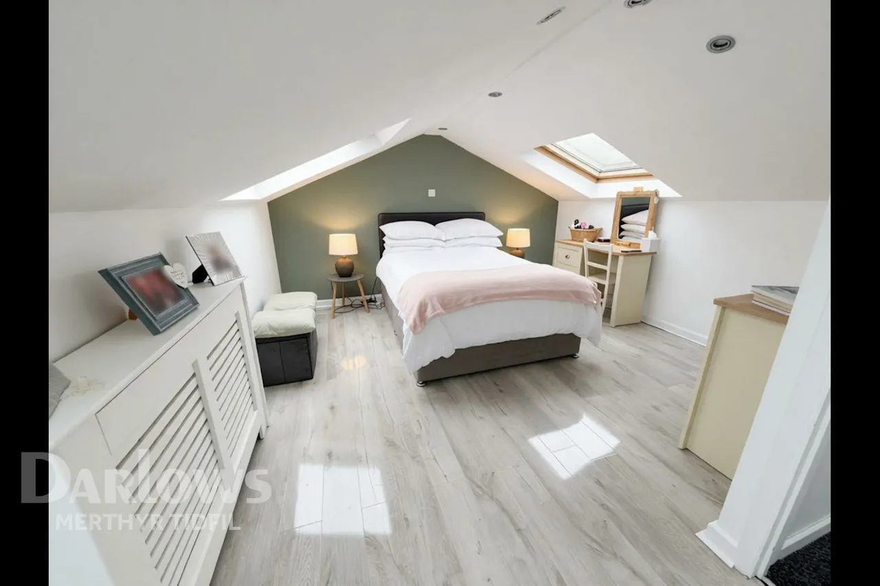 Monmouth Drive, Merthyr Tydfil, photo 14