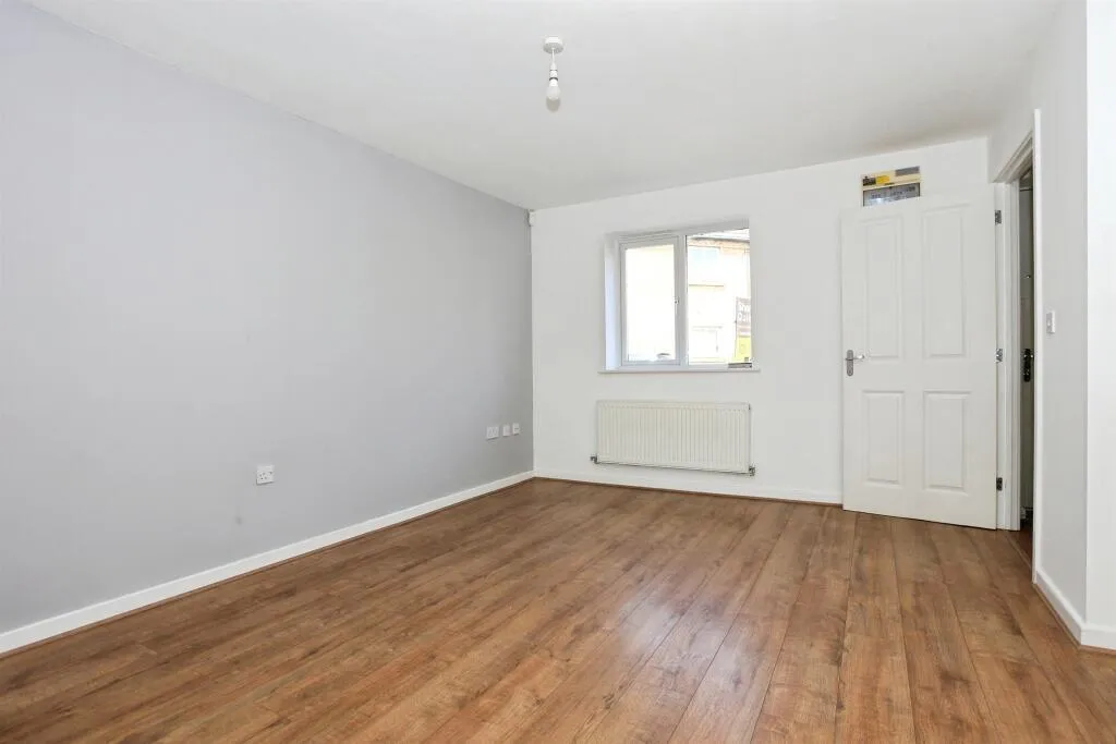 Jupiter Avenue, Peterborough, PE2, photo 3