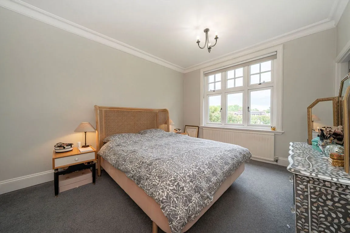 Mayfield Road, Weybridge, KT13, photo 6