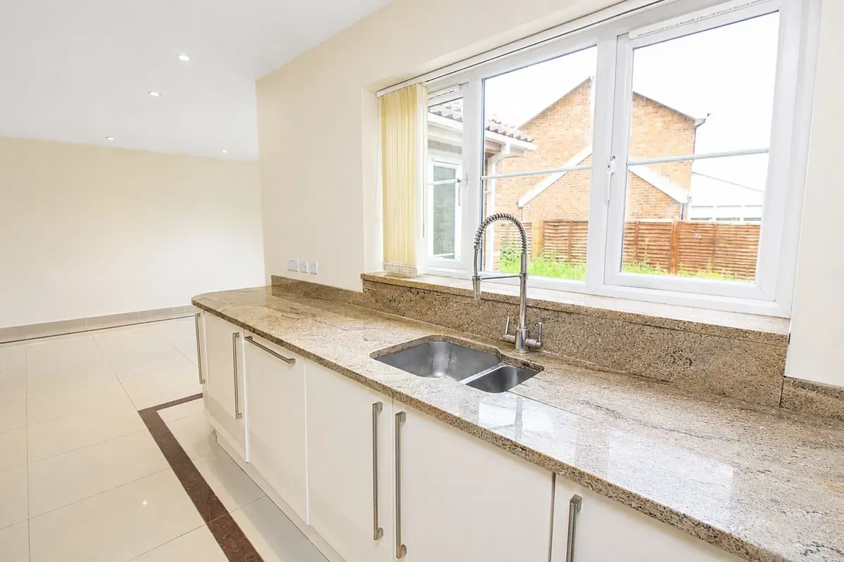 Hitchin Road, Stotfold, SG5, photo 5