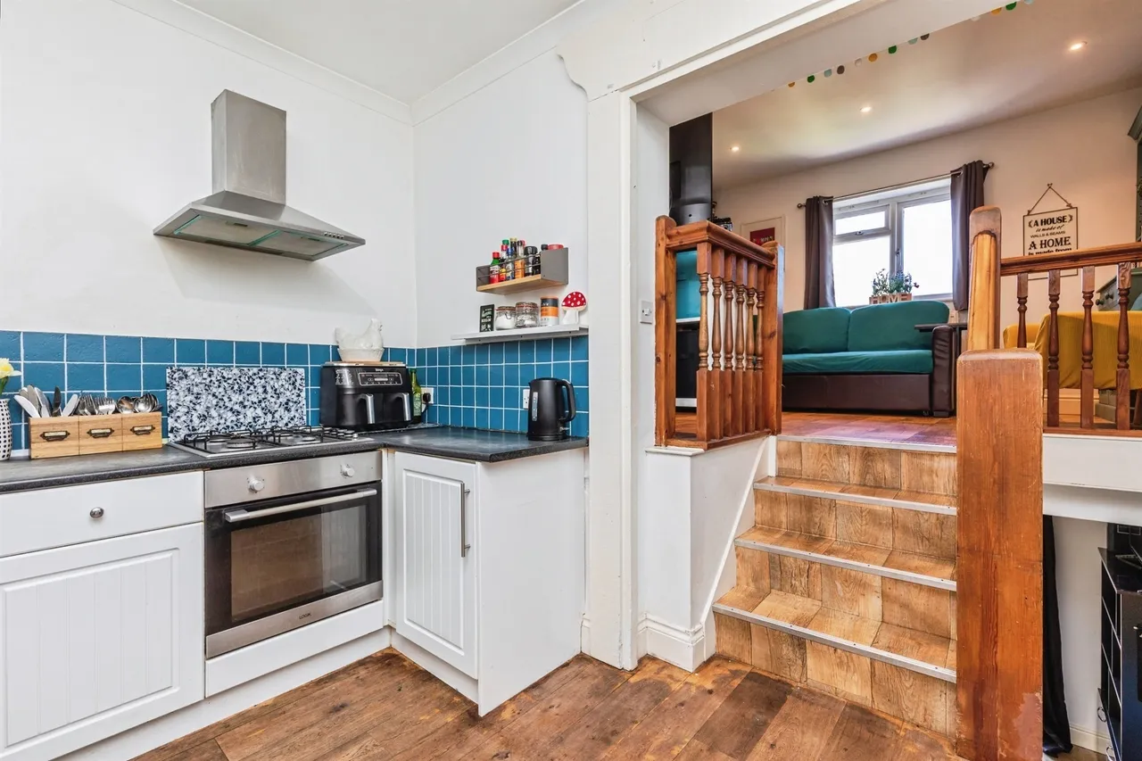 Oakfield Road, Hastings, photo 3