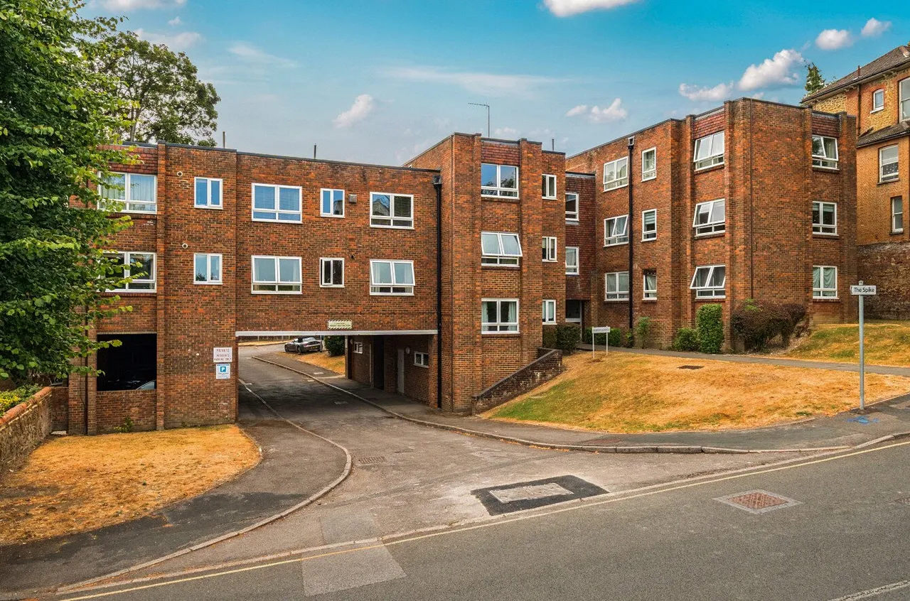 Harvey Road, Guildford, GU1, photo 13