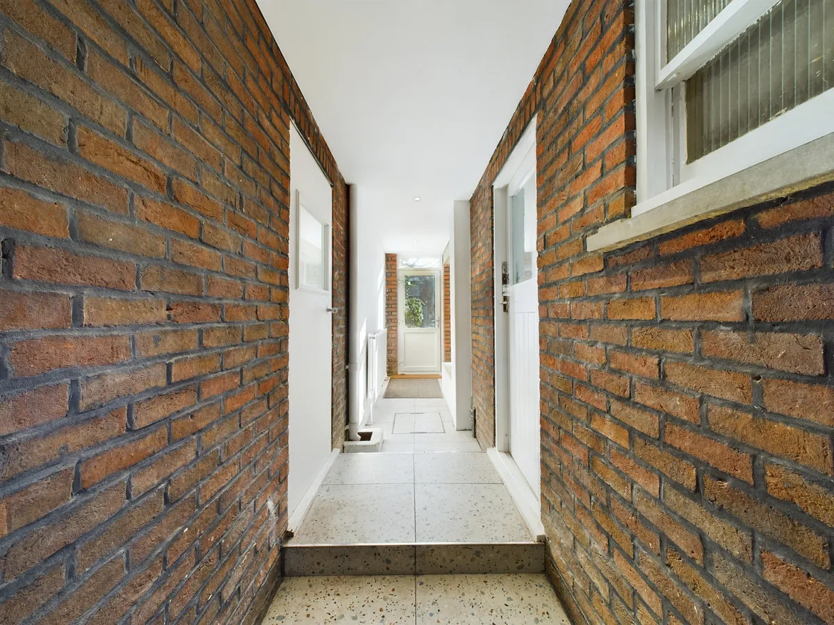 Ravenswood Court, Kingston Upon Thames, KT2, photo 16