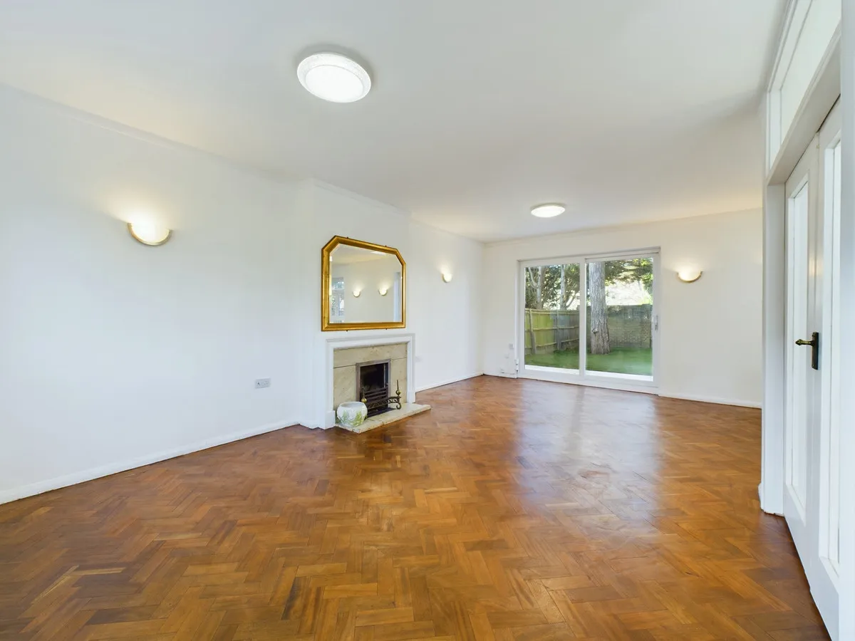 Ravenswood Court, Kingston Upon Thames, KT2, photo 10
