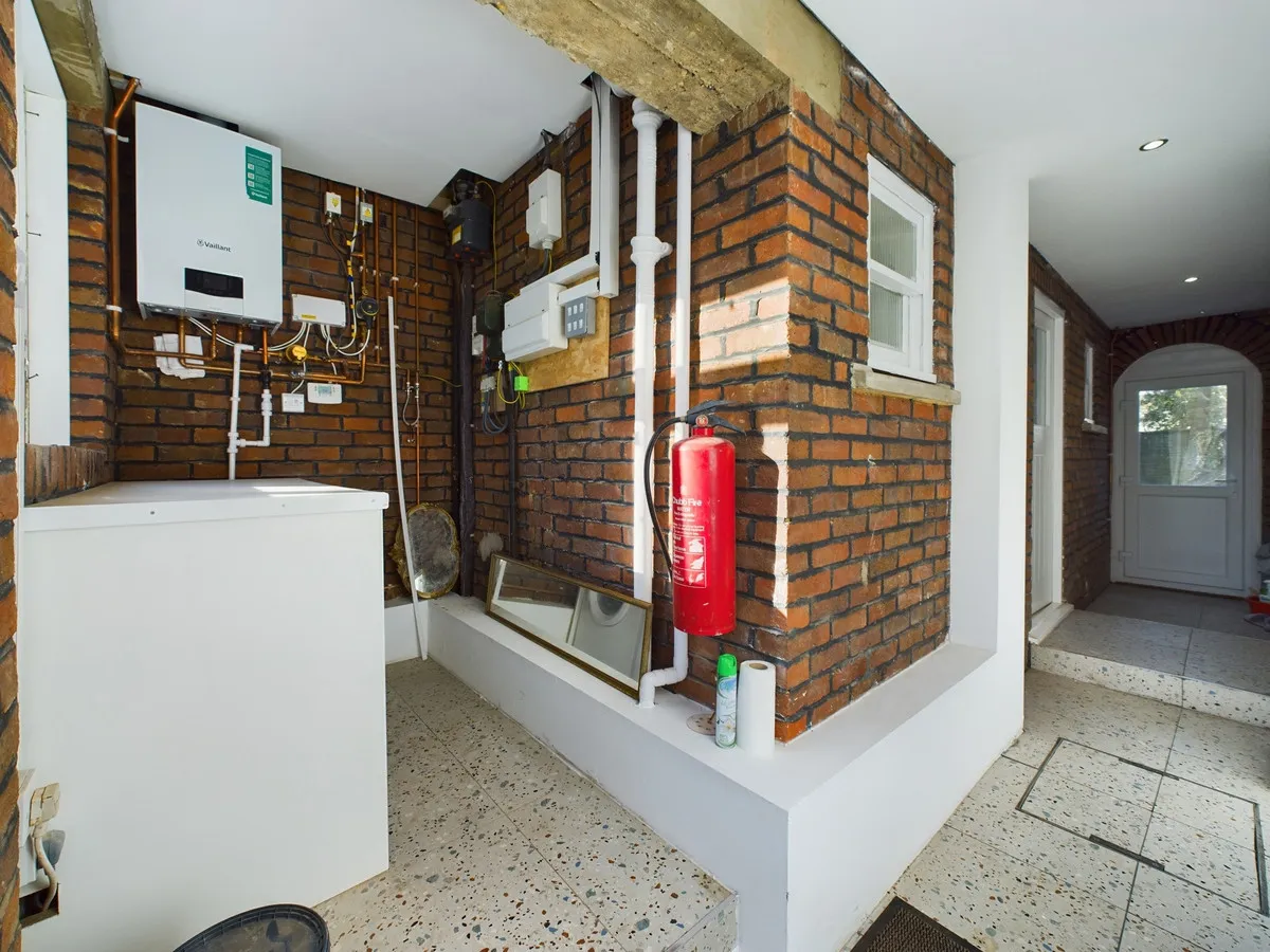Ravenswood Court, Kingston Upon Thames, KT2, photo 17