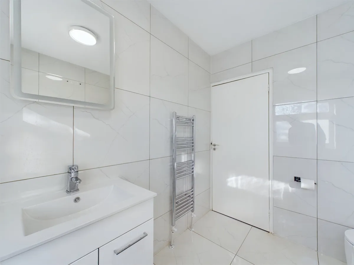Ravenswood Court, Kingston Upon Thames, KT2, photo 41