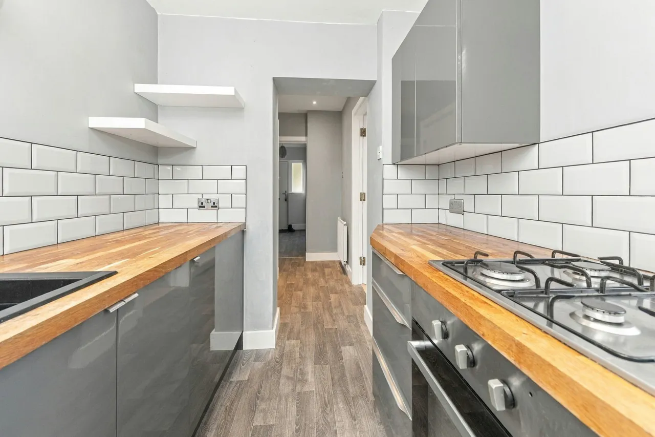 Pendas Way, Leeds, LS15, photo 4