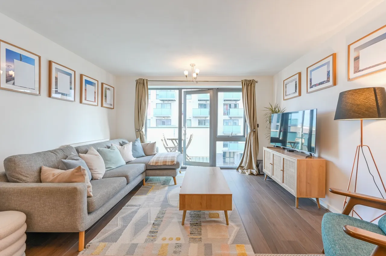 56 Vickerys Wharf, 87 Stainsby Road, London, photo 2