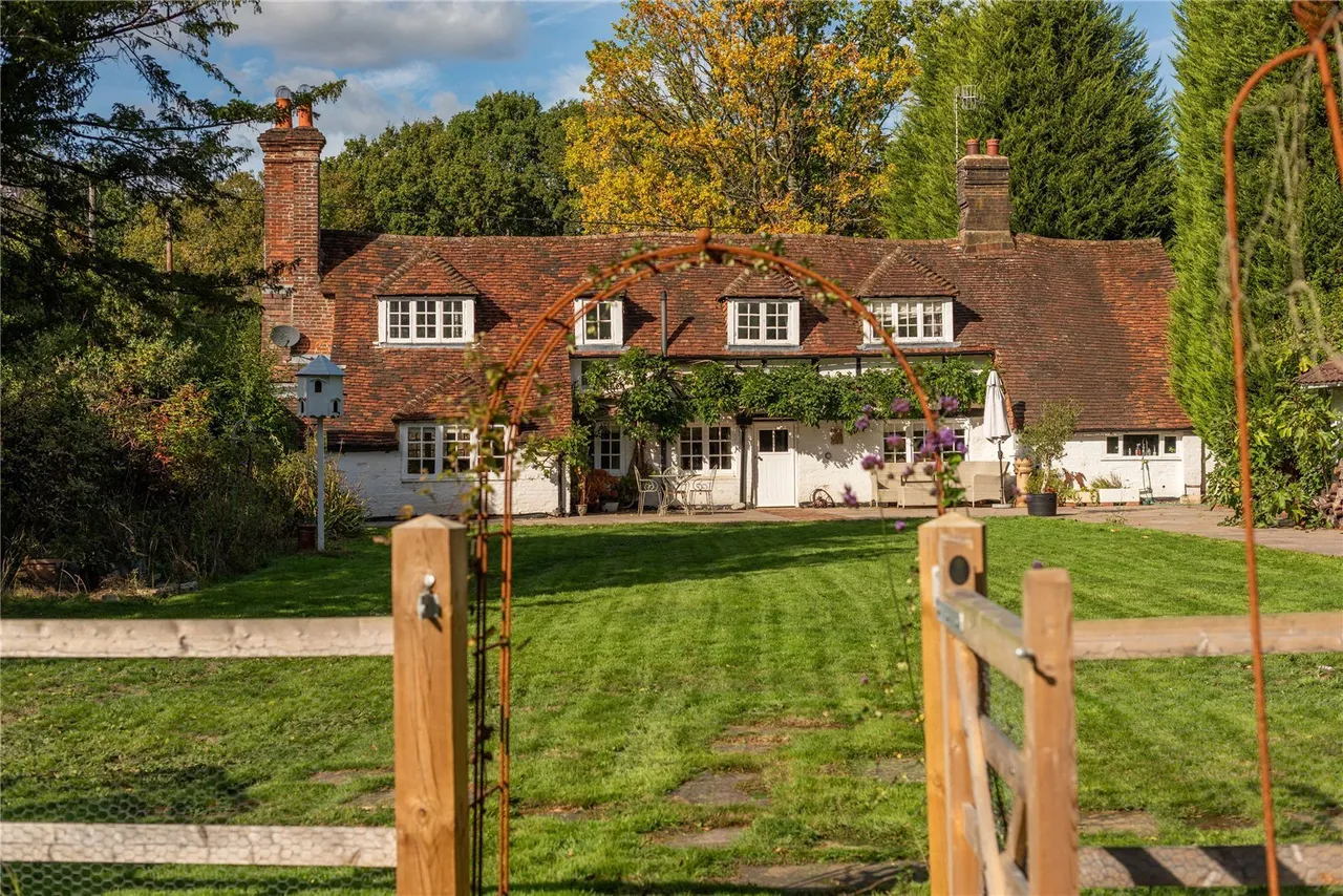 Parkgate Road, Newdigate, RH5, photo 11
