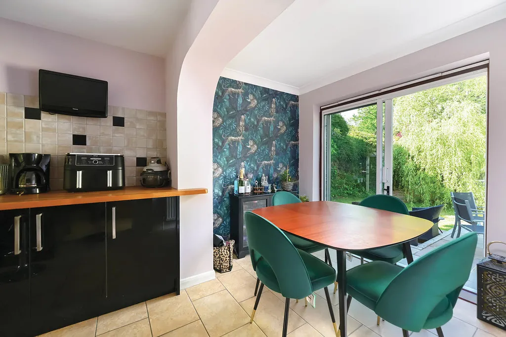 Ashbury Drive, Blackwater, GU17, photo 4