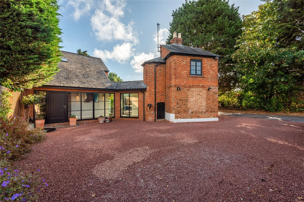Priory Street, Newport Pagnell, MK16, photo 22