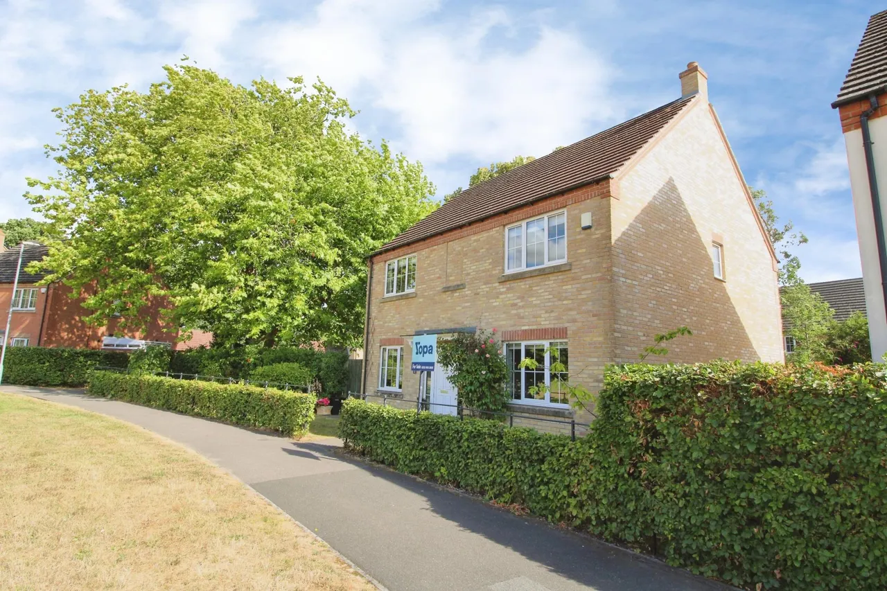 Augustus Walk, Caistor, LN7, photo 13