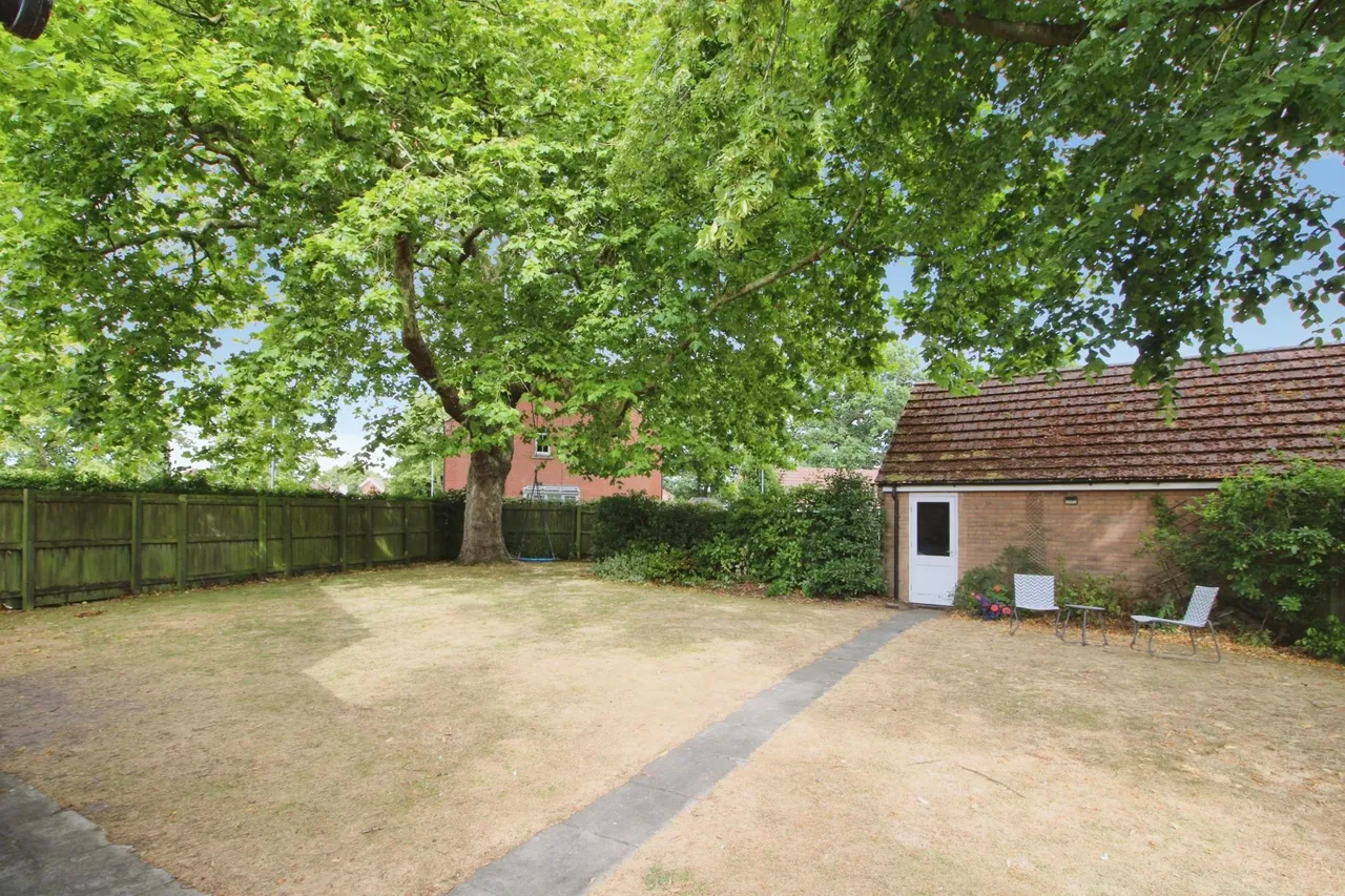 Augustus Walk, Caistor, LN7, photo 34