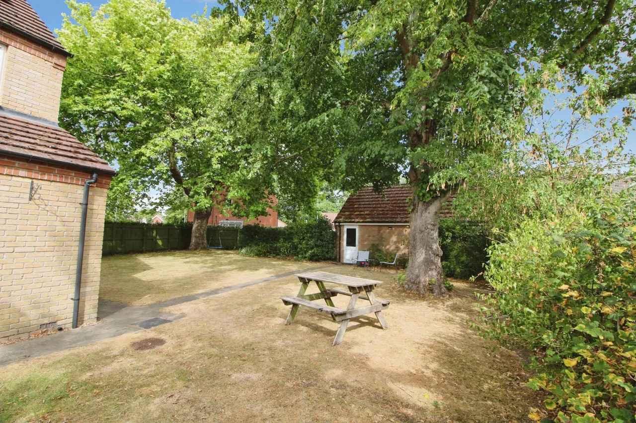 Augustus Walk, Caistor, LN7, photo 25