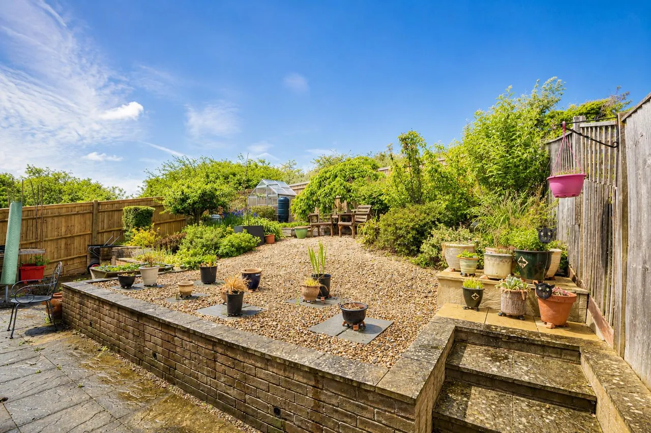 Wittersham Rise, St Leonards-on-sea, photo 26