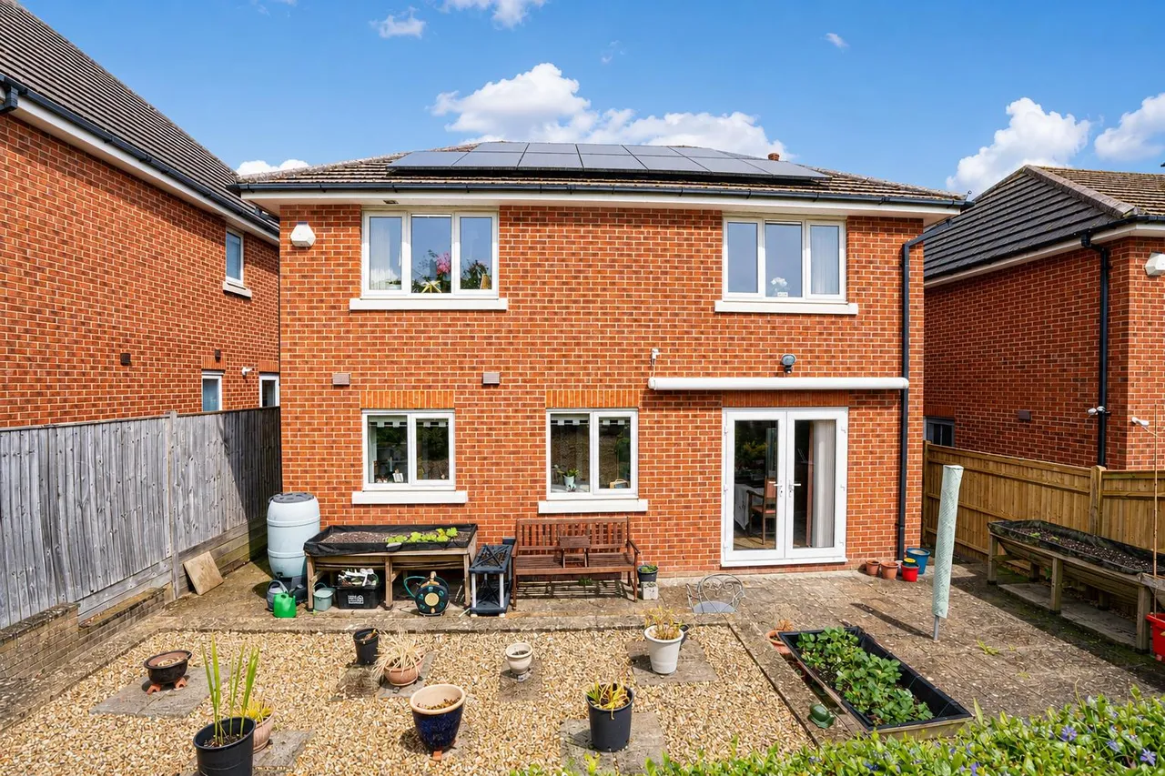 Wittersham Rise, St Leonards-on-sea, photo 12