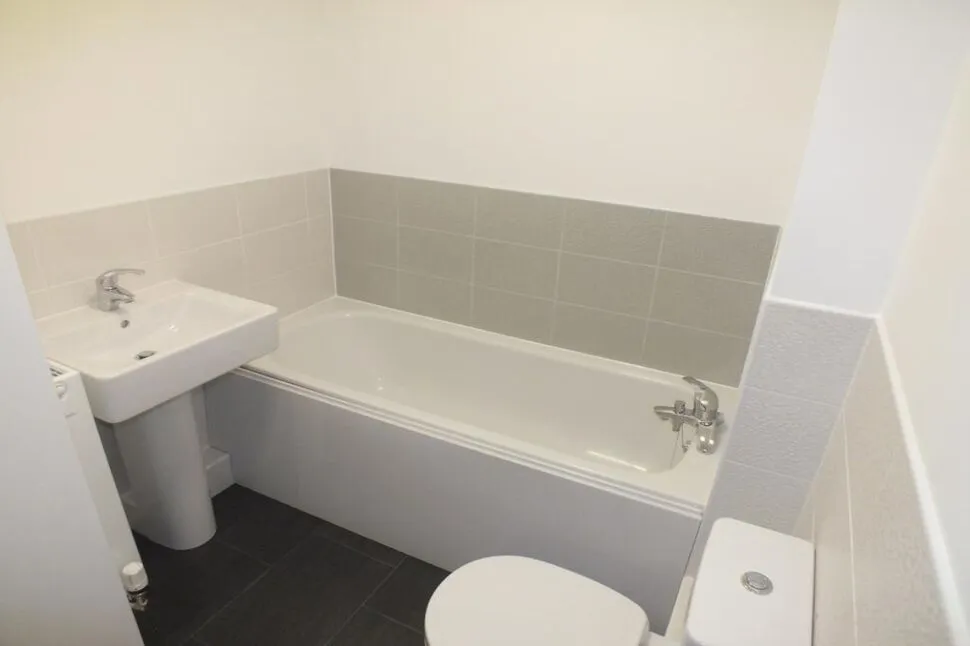 Scampston Drive, East Ardsley, WF3, photo 8
