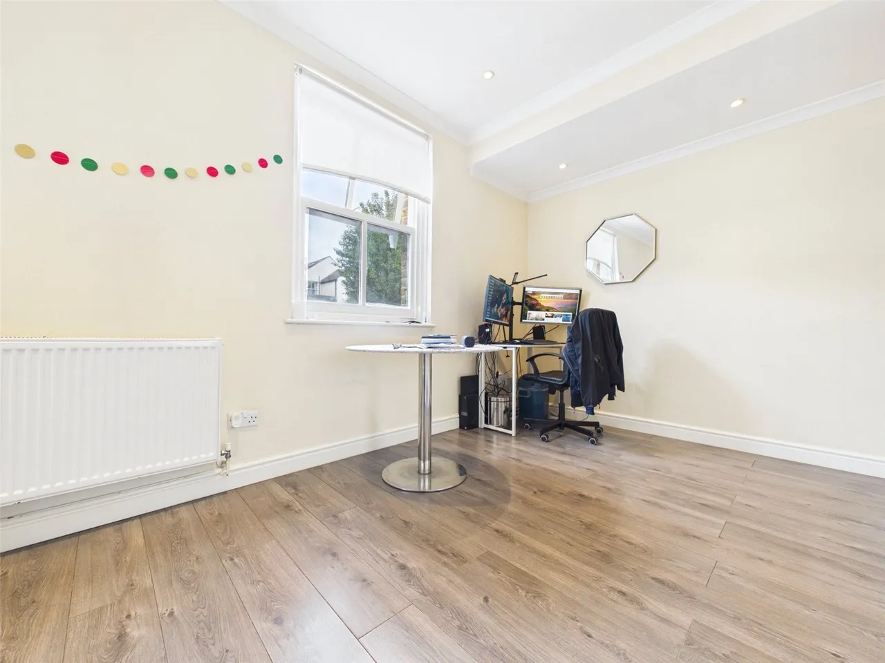 Tudor Road, Hampton, TW12, photo 3