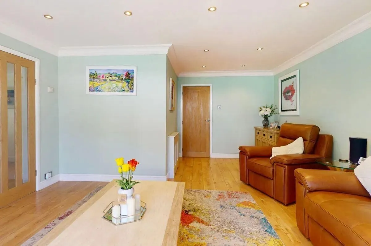 Church Park Road, Pitsea, SS13, photo 5