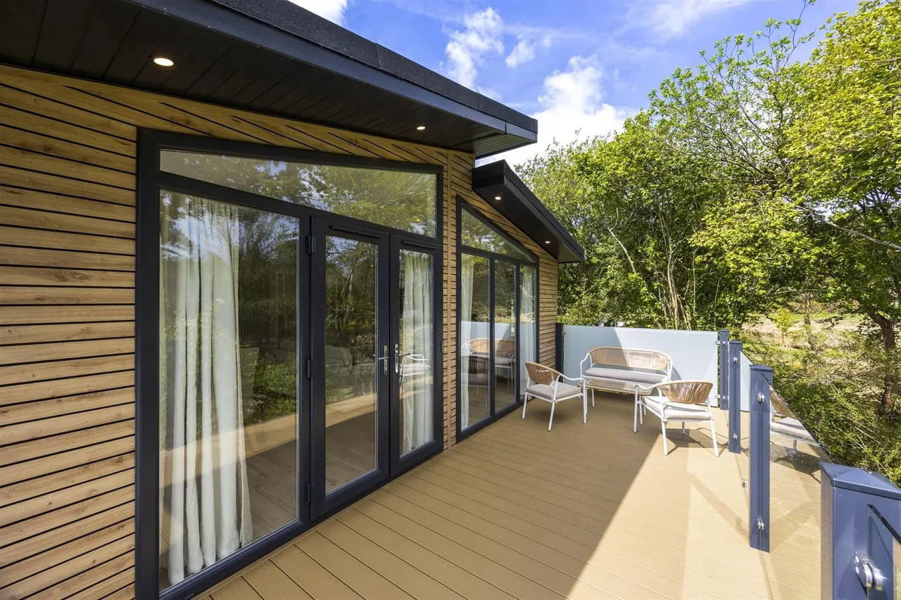 Bluebell Park, Sumners Ponds, Barns Green, Horsham, photo 27