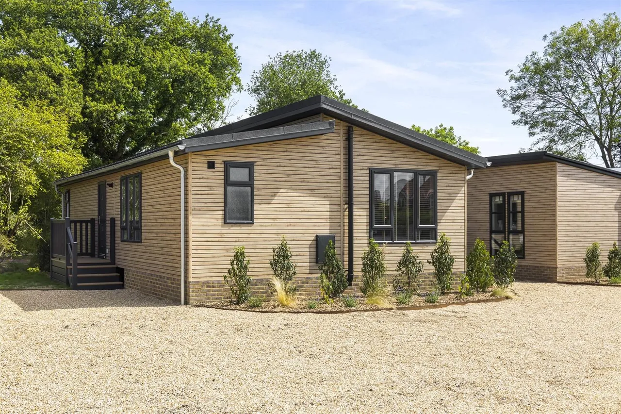 Bluebell Park, Sumners Ponds, Barns Green, Horsham, photo 13
