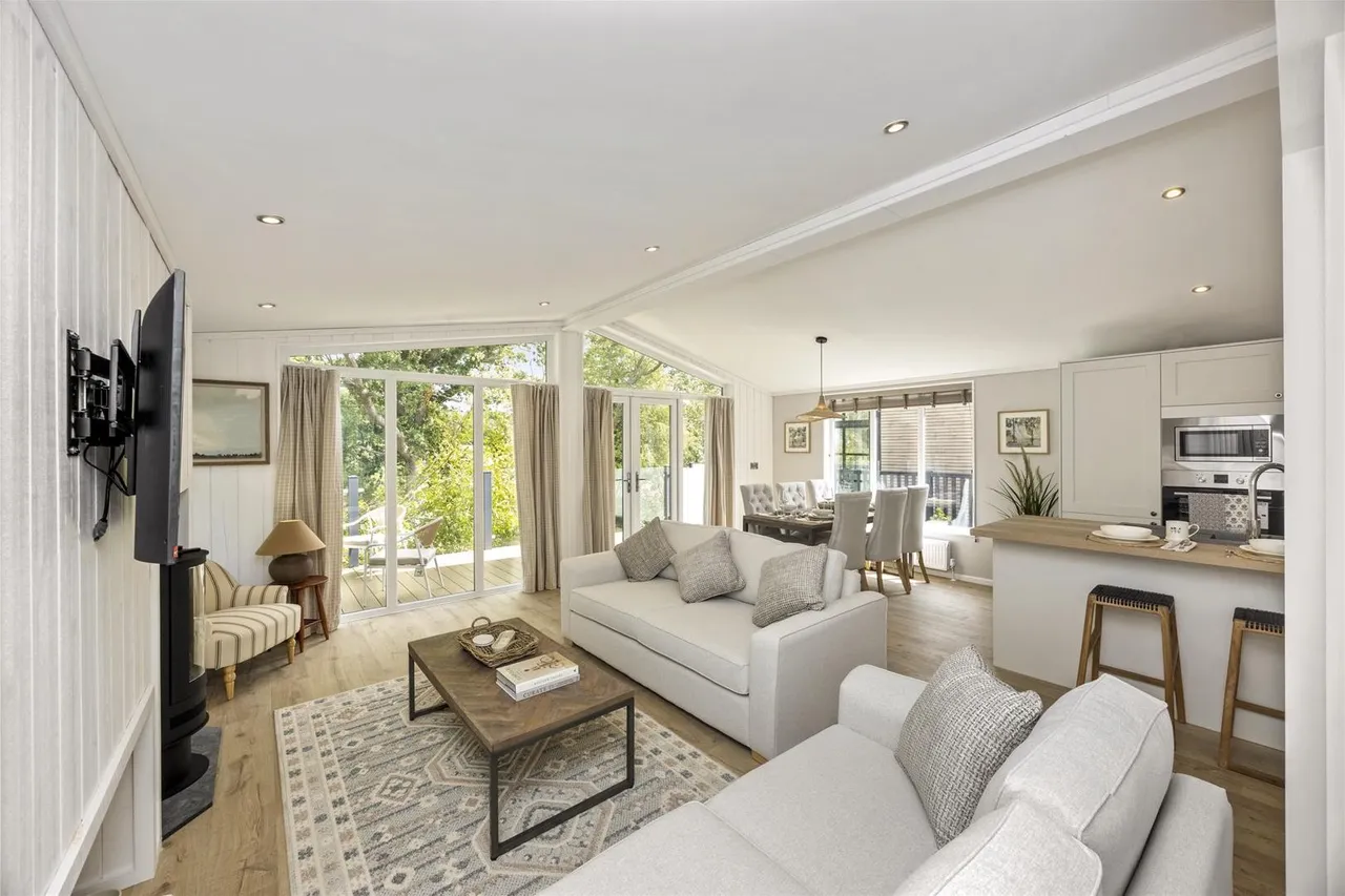 Bluebell Park, Sumners Ponds, Barns Green, Horsham, photo 5