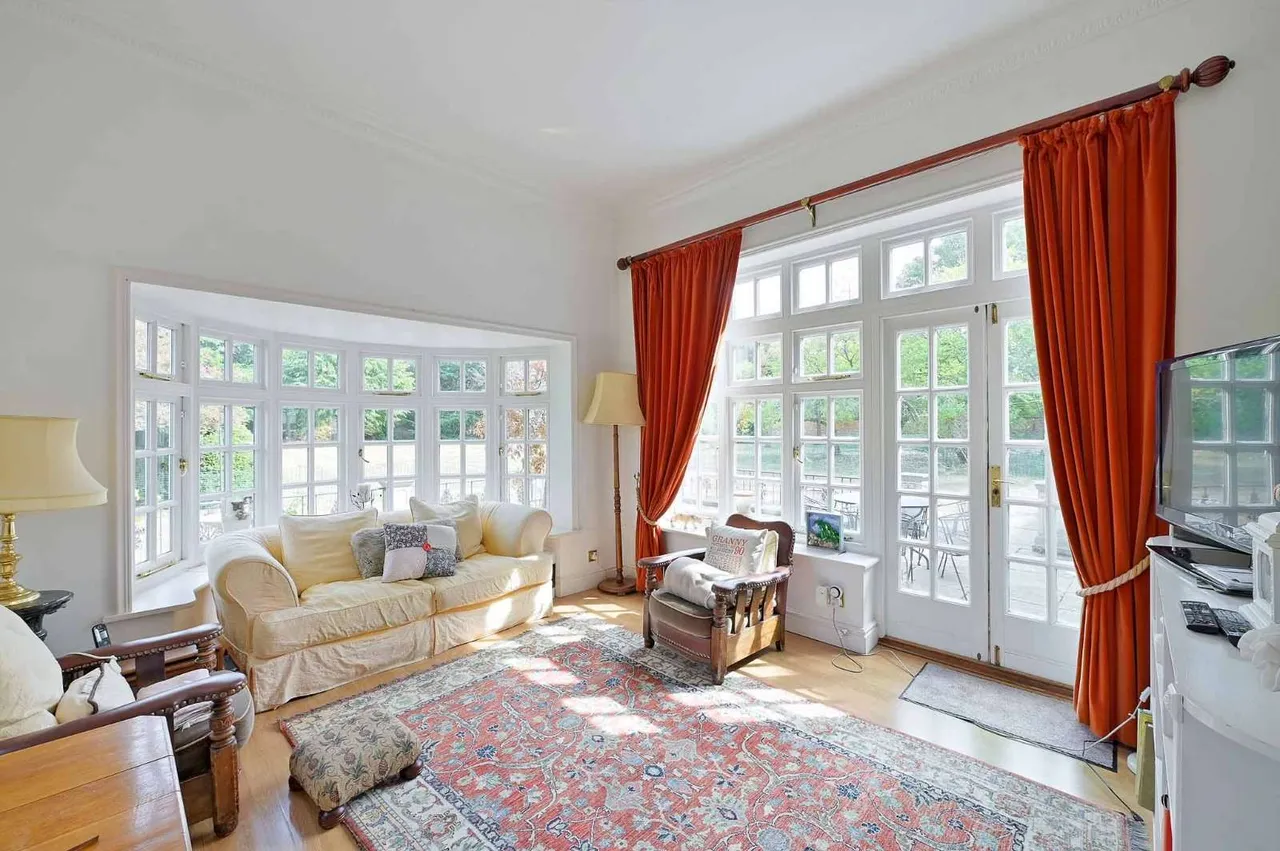 Lower Cookham Road, Maidenhead, Berkshire, SL6 8JU, photo 5