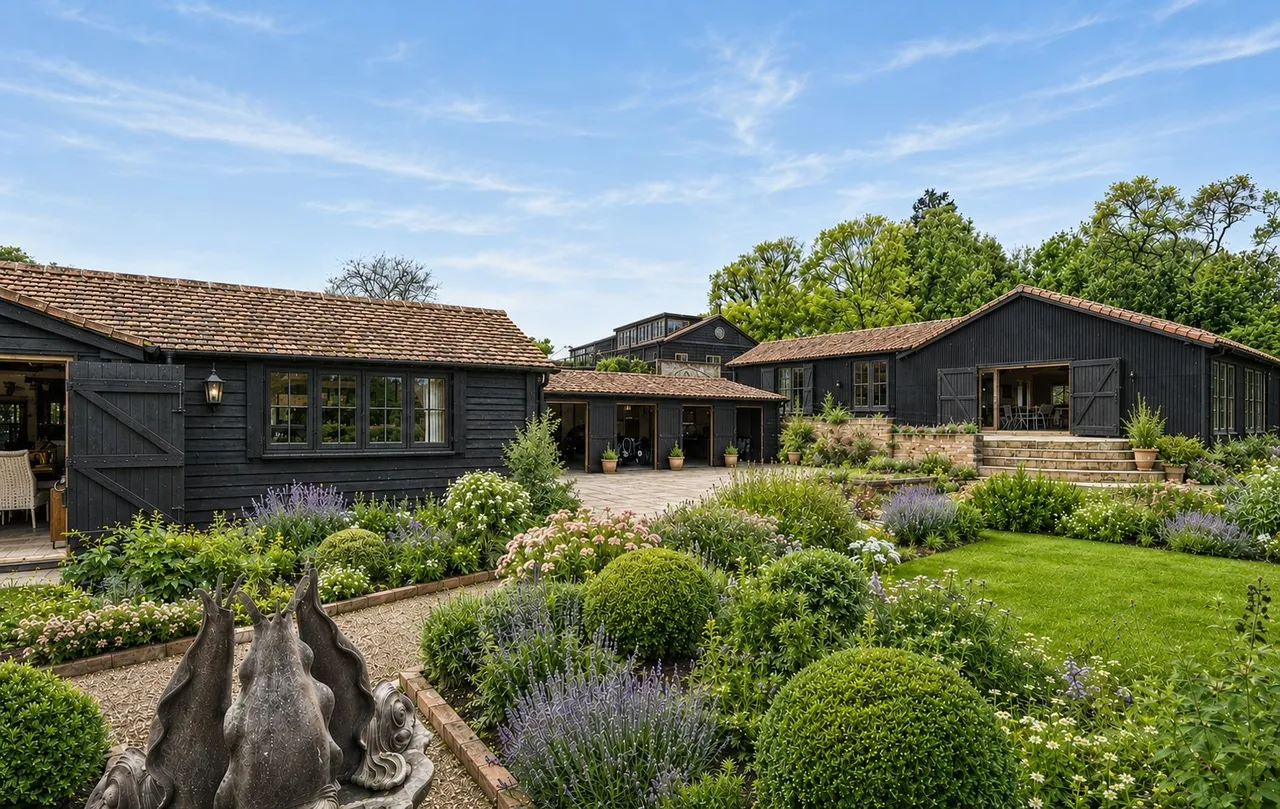 house for sale — Berrywood Lane, Donhead St. Mary, Shaftesbury, Wiltshire, SP7 9DH