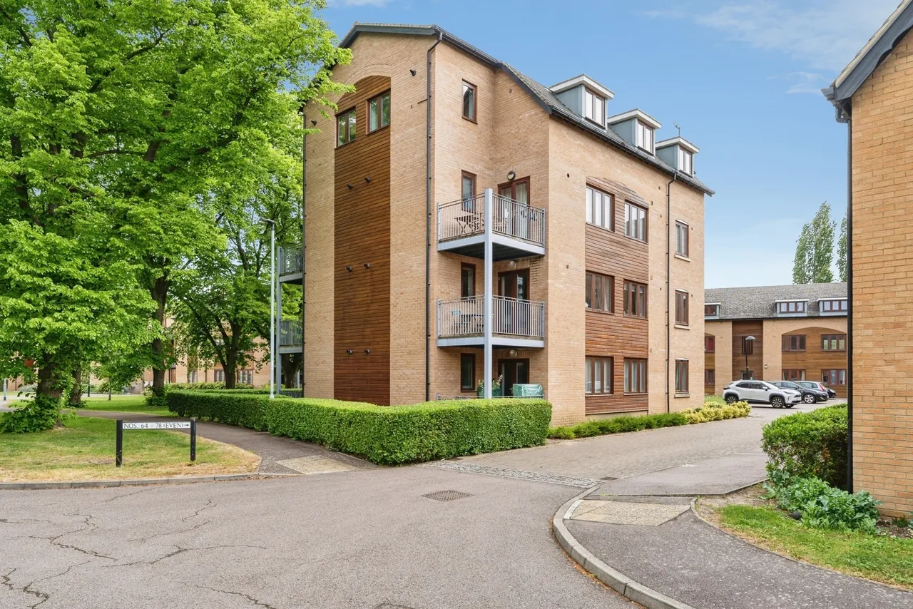 2 bed flat for sale, Abberley Wood, Cambridge, CB22