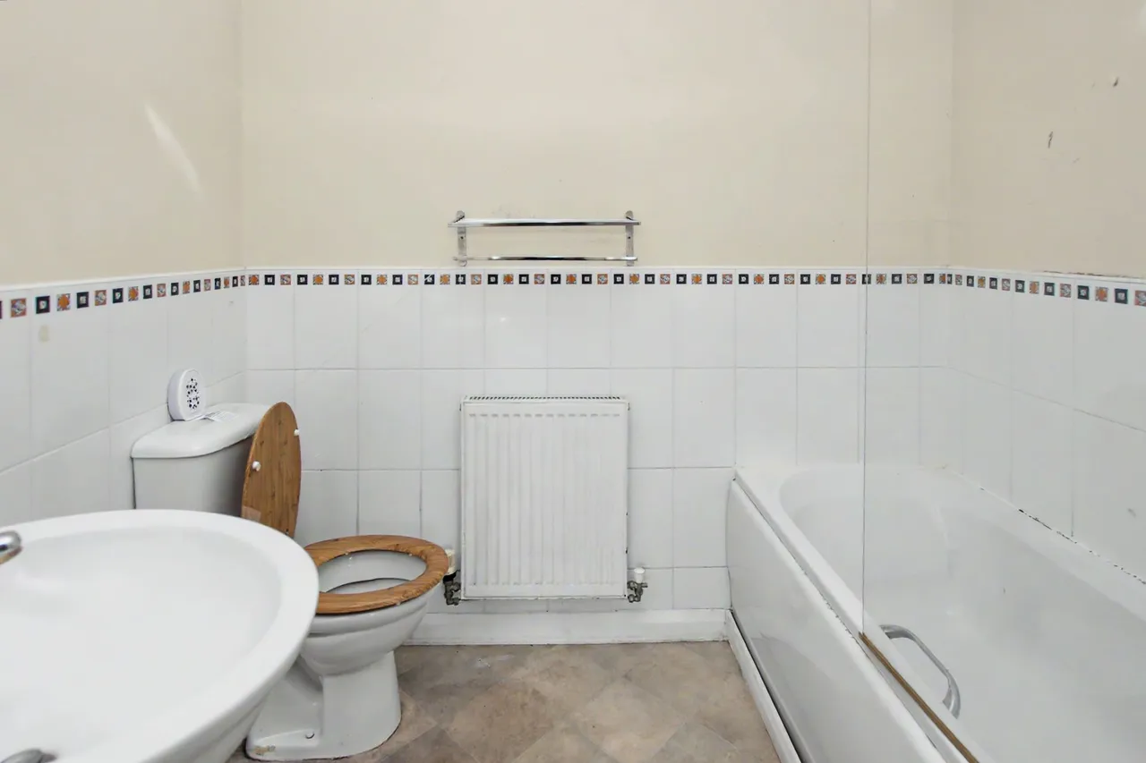 Apartment 8, 78 Priestfields, Leigh, Leigh, WN7 2RX, photo 6
