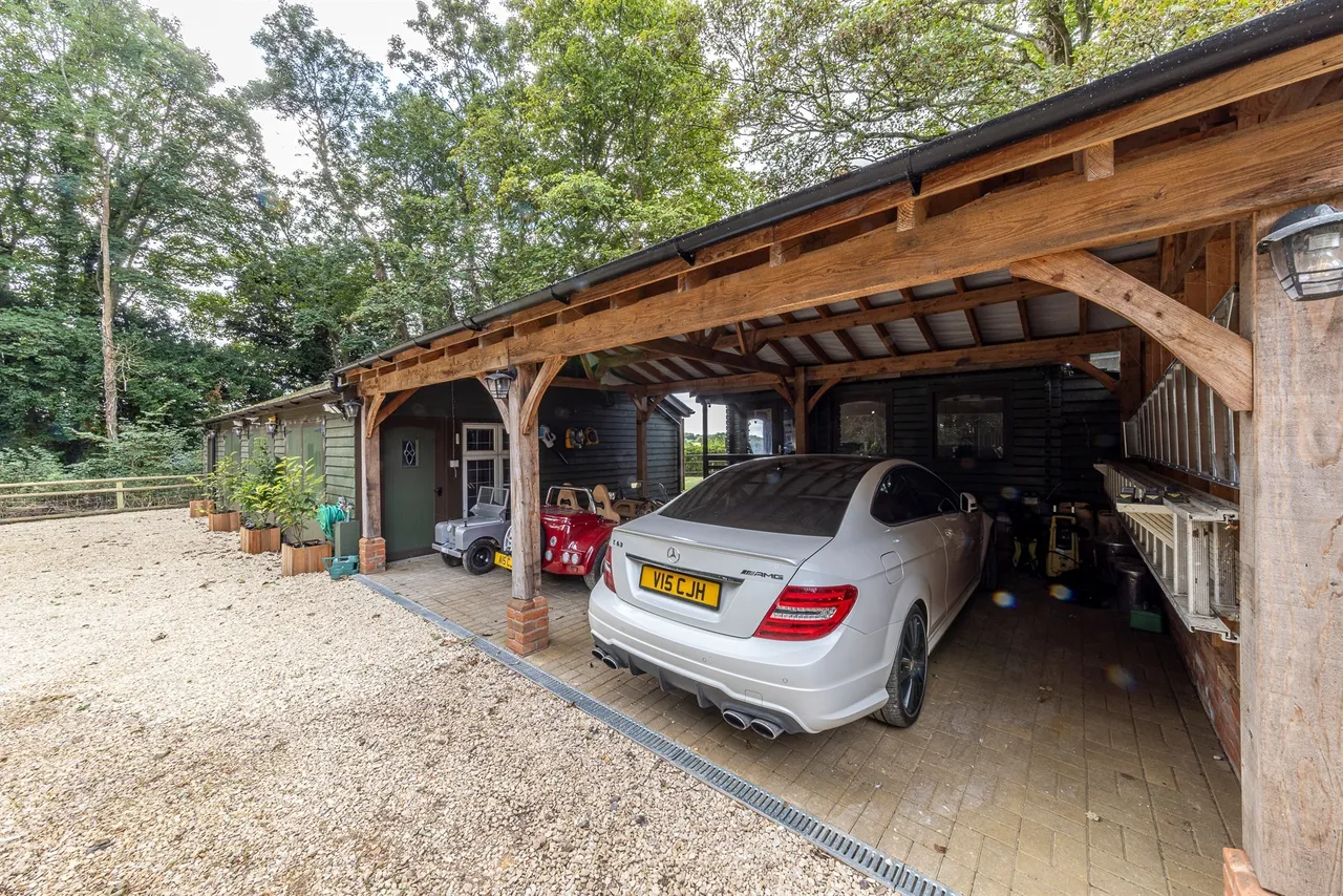 Laundry Cottages, Cholderton, SP4, photo 13