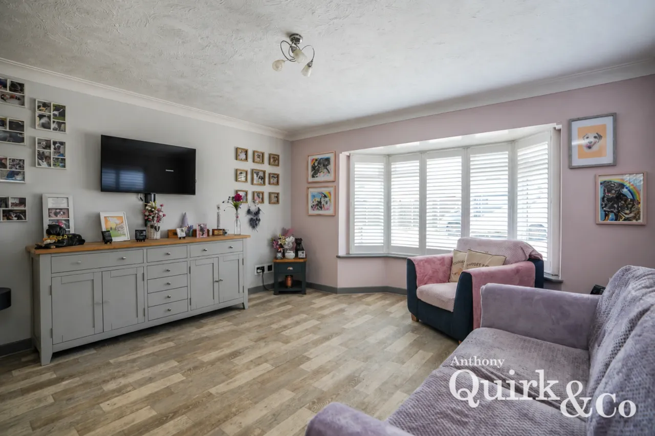 Labworth Road, Canvey Island, SS8, photo 5