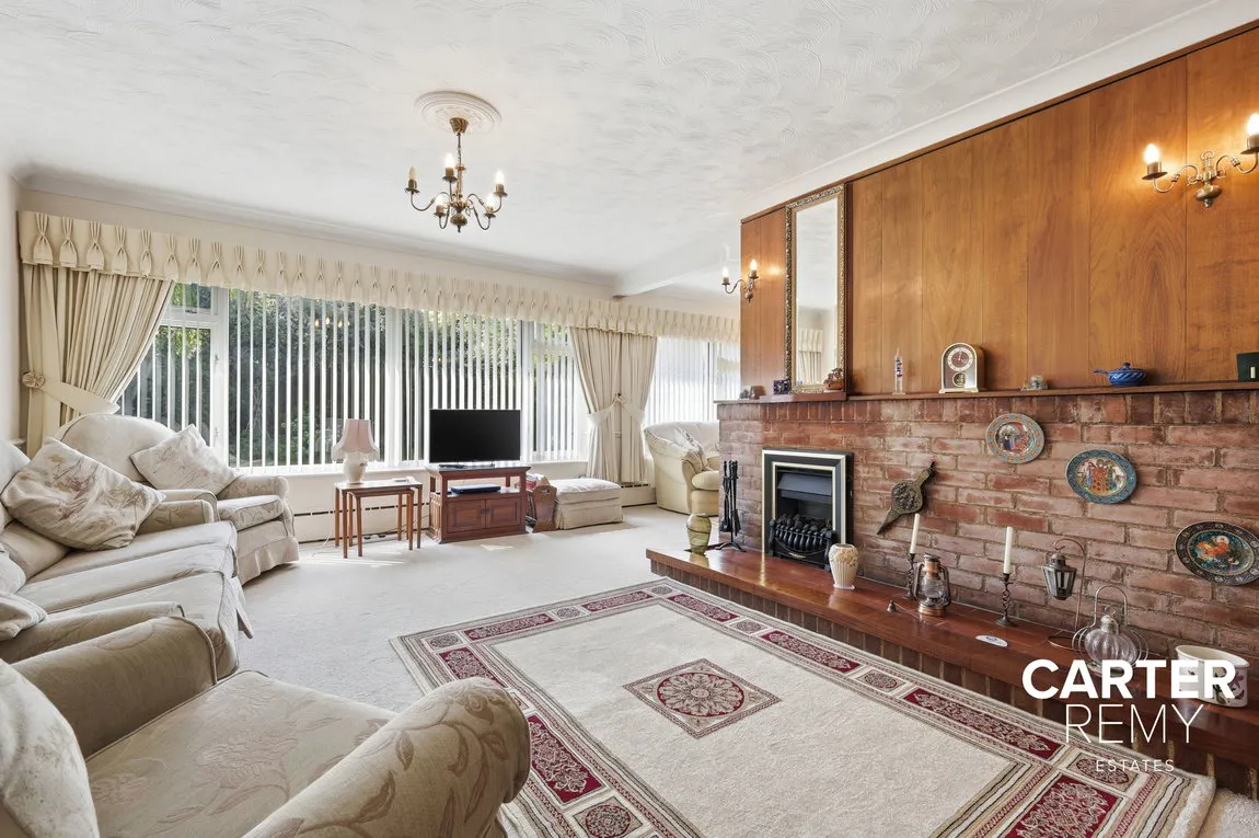 Woodward Close, Grays, RM17 5RP, photo 2