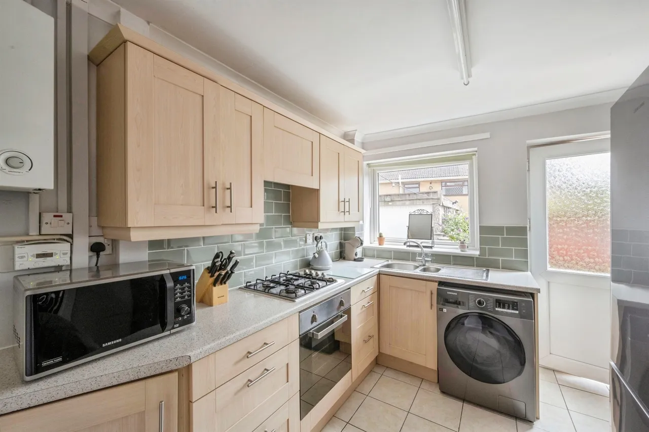 Ivatt Close, Bawtry, DONCASTER, photo 4