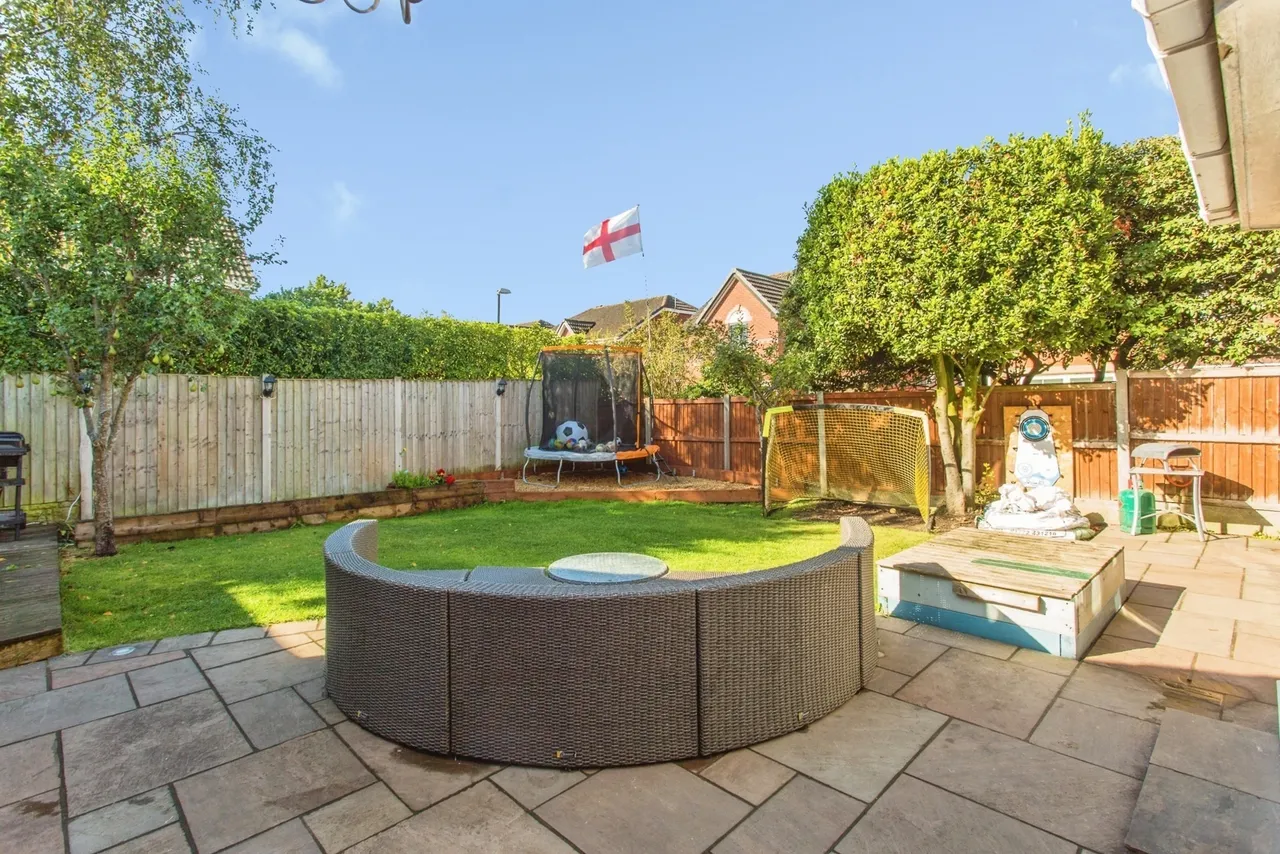 Ivy Close, Leyland, PR25, photo 20