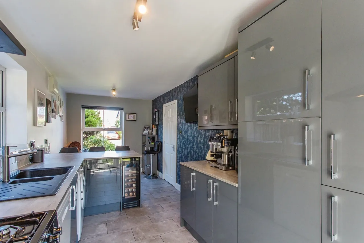 Ivy Close, Leyland, PR25, photo 10