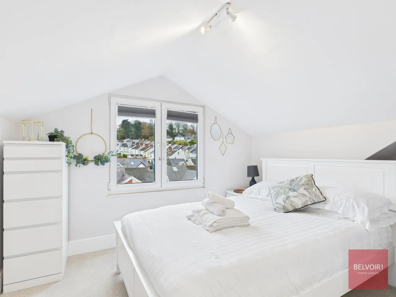 Victoria Avenue, Mumbles, SA3, photo 11